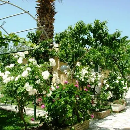 The Blue Sea אגיוס גיורגיוס